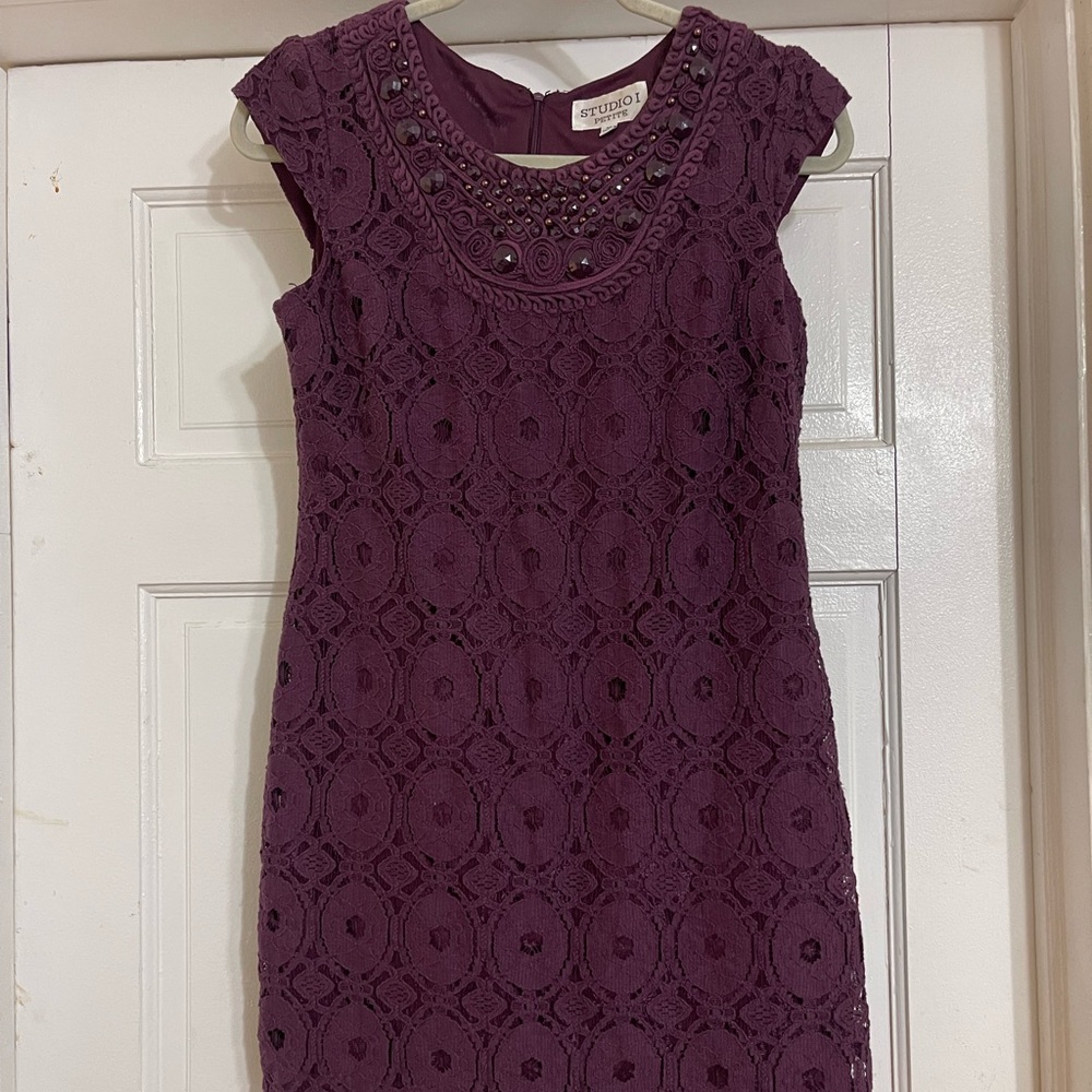Studio I lace dress. Size 4P